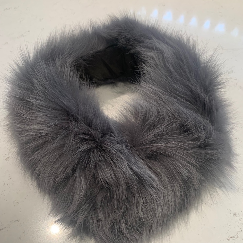 Faux fur clip-on scarf!